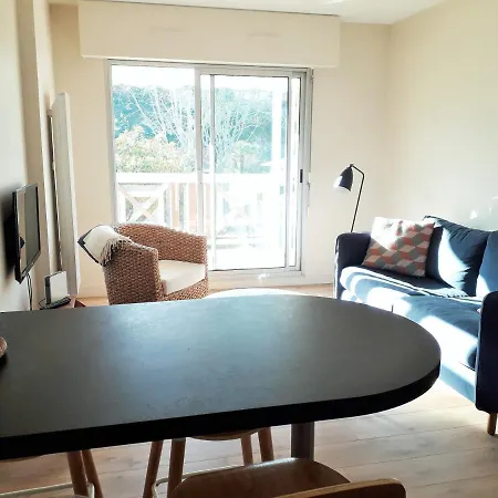 Daire St Arnaud Calme Parking Proche