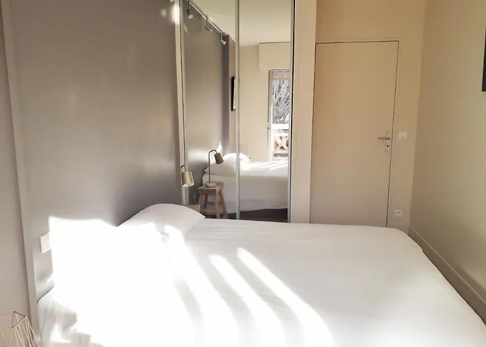 Апартаменти St Arnaud Calme Parking Proche *